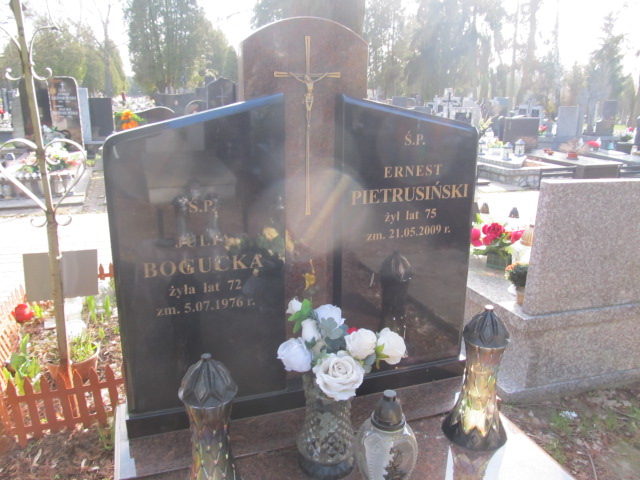 Julia Bogucka 1904 Piaseczno - Grobonet - Wyszukiwarka osób pochowanych