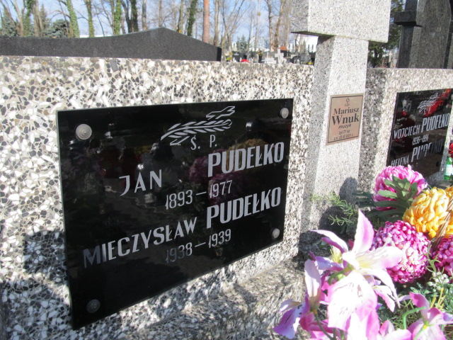 Jan Pudełko 1893 Piaseczno - Grobonet - Wyszukiwarka osób pochowanych