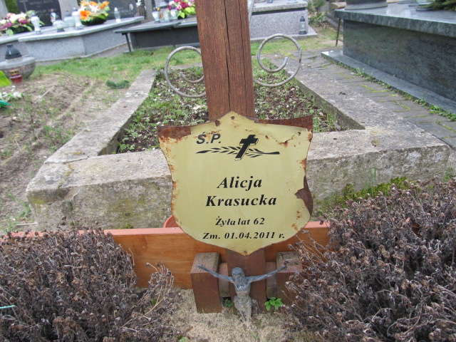 Alicja Krasucka 1948 Piaseczno - Grobonet - Wyszukiwarka osób pochowanych