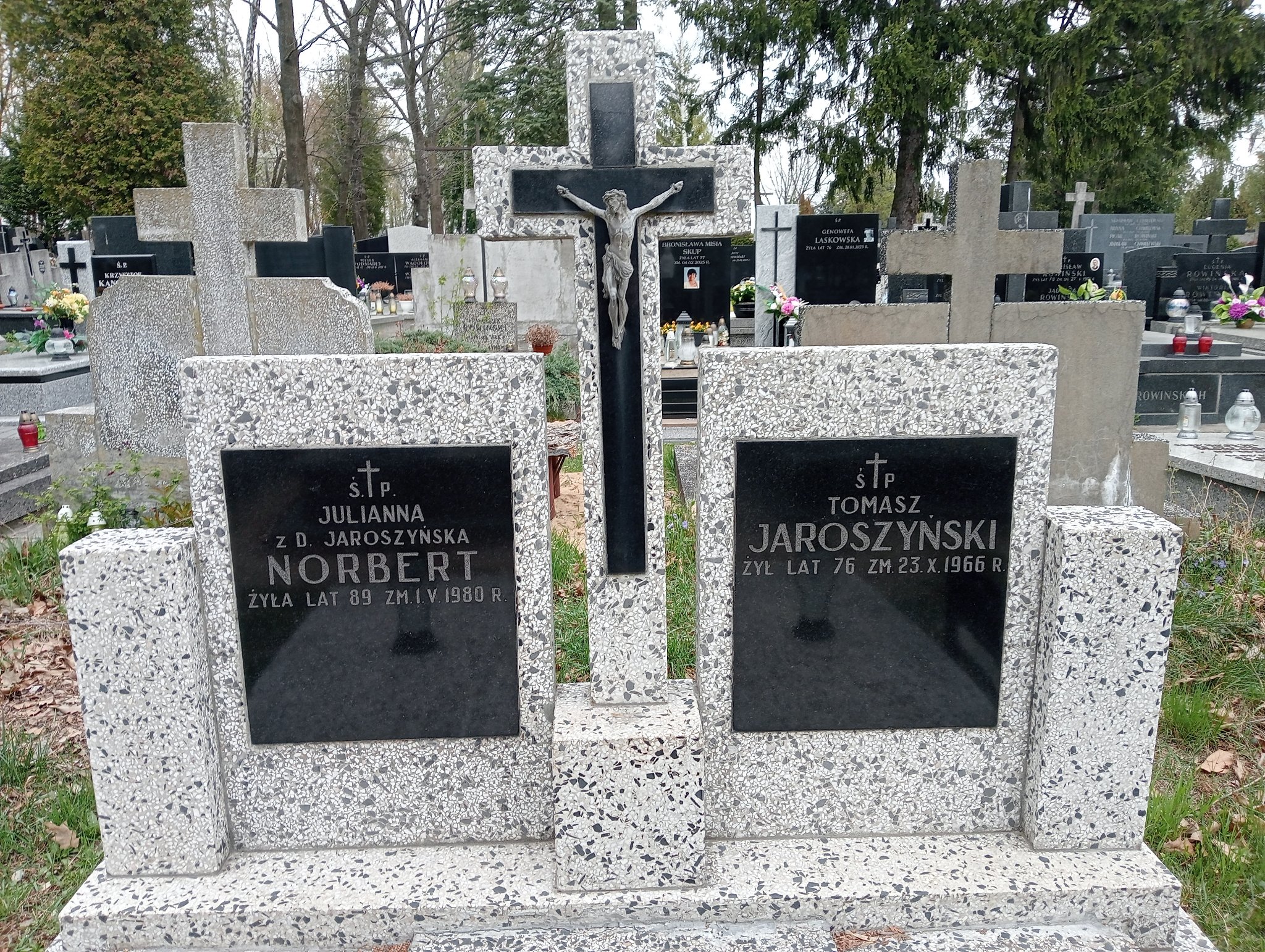 Grób Julianna Norbert