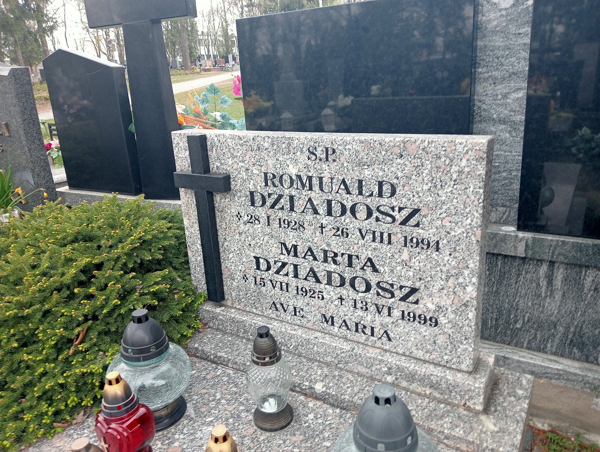 Marta Dziadosz 1925 Piaseczno - Grobonet - Wyszukiwarka osób pochowanych