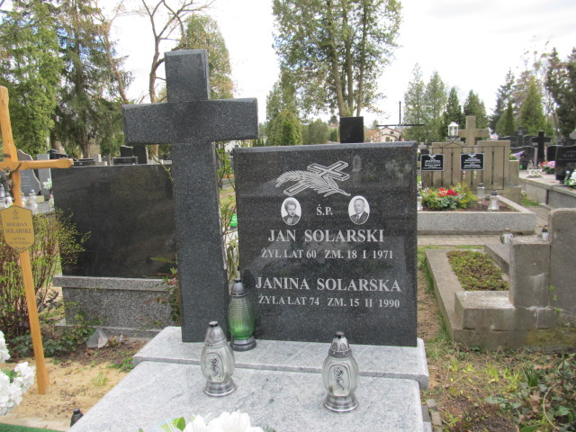 Janina Solarska 1915 Piaseczno - Grobonet - Wyszukiwarka osób pochowanych