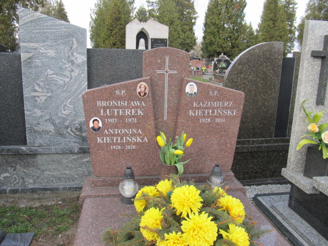 Marek Pankowski 1954 Piaseczno - Grobonet - Wyszukiwarka osób pochowanych