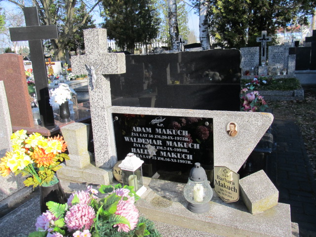 Iwona Makuch 1971 Piaseczno - Grobonet - Wyszukiwarka osób pochowanych