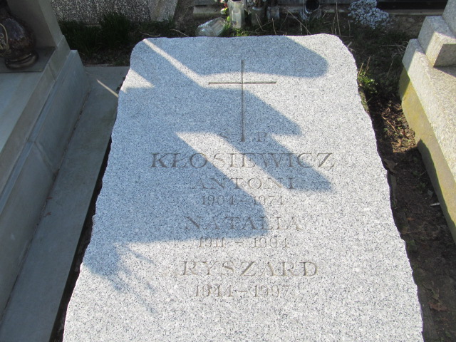 Natalia Kłosiewicz 1911 Piaseczno - Grobonet - Wyszukiwarka osób pochowanych