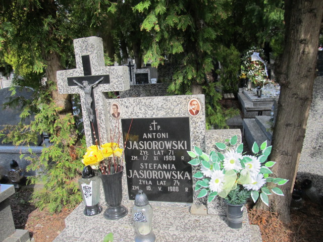 Stefania Jasiorowska 1914 Piaseczno - Grobonet - Wyszukiwarka osób pochowanych