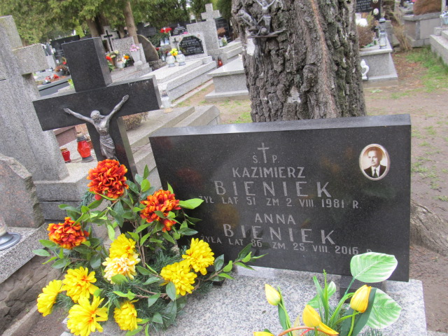Kazimierz Bieniek 1930 Piaseczno - Grobonet - Wyszukiwarka osób pochowanych