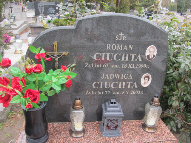 Roman Ciuchta 1927 Piaseczno - Grobonet - Wyszukiwarka osób pochowanych