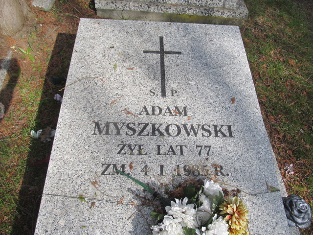 Adam Myszkowski 1907 Piaseczno - Grobonet - Wyszukiwarka osób pochowanych