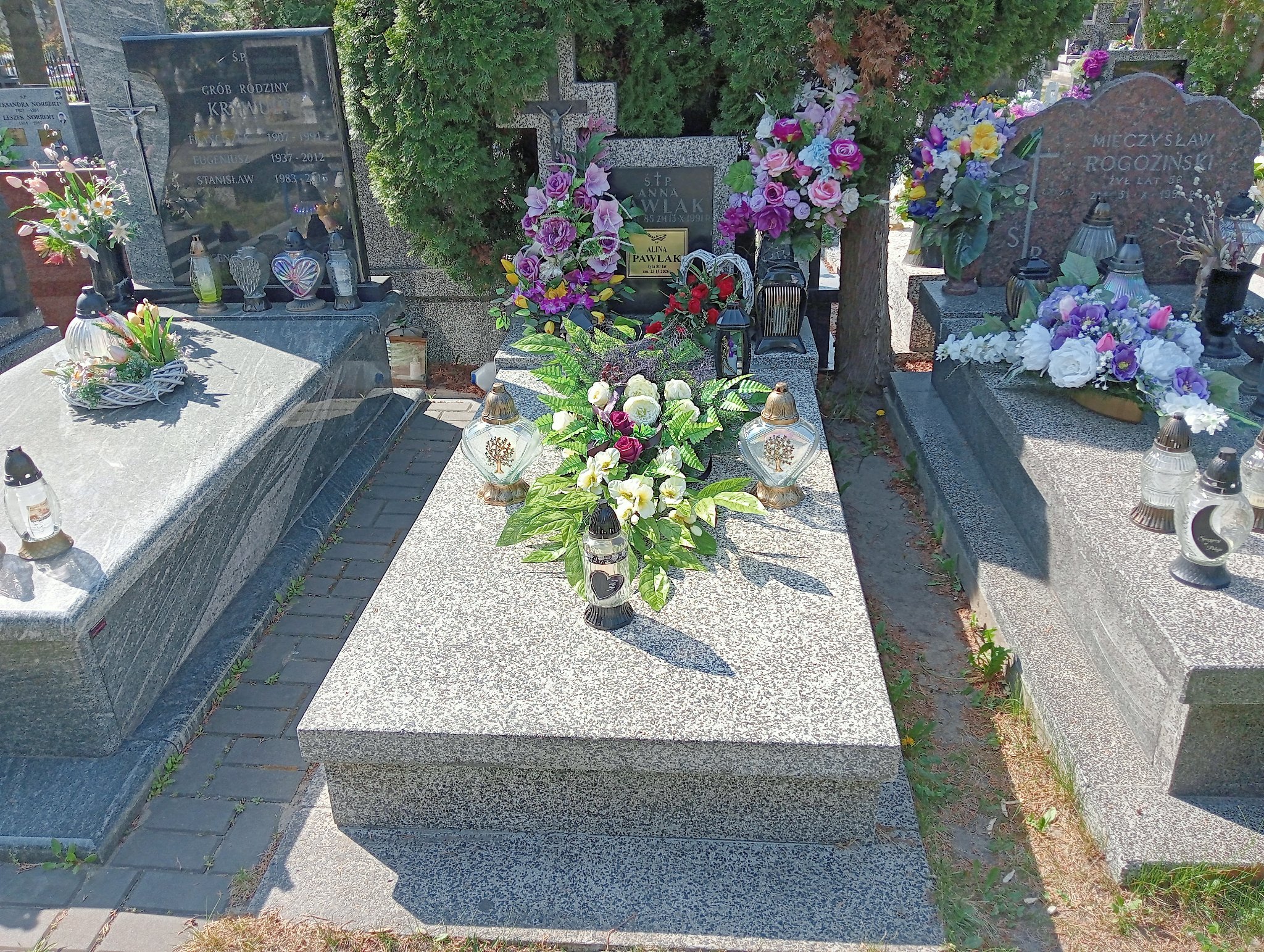 Alina Pawlak 1945 Piaseczno - Grobonet - Wyszukiwarka osób pochowanych