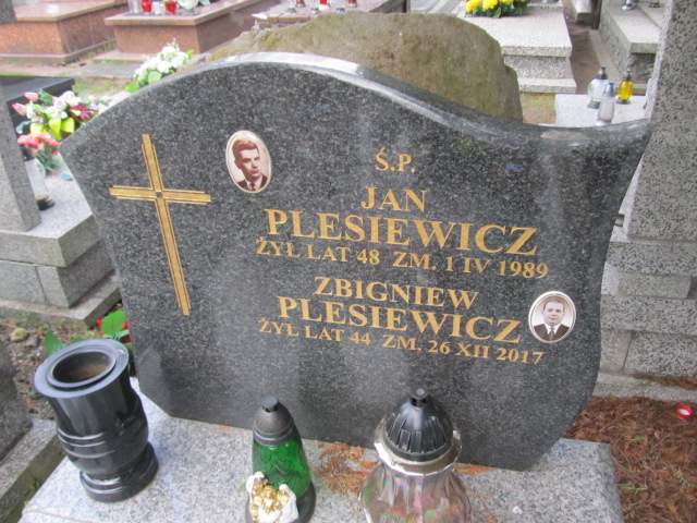 Jan Plesiewicz 1940 Piaseczno - Grobonet - Wyszukiwarka osób pochowanych