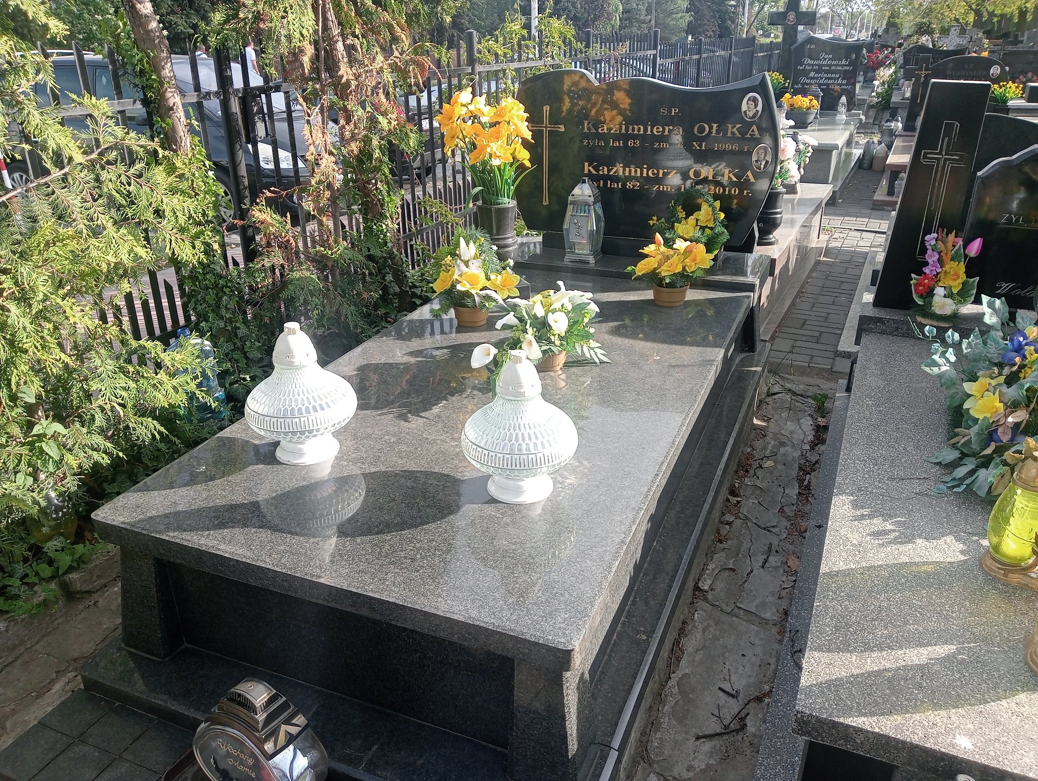 Grób Kazimierz Ołka